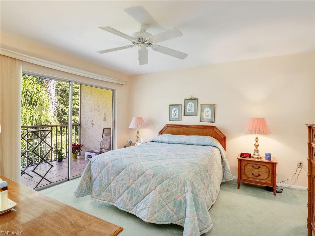 499 Forest Lakes Blvd 308, Naples, FL 34105-17