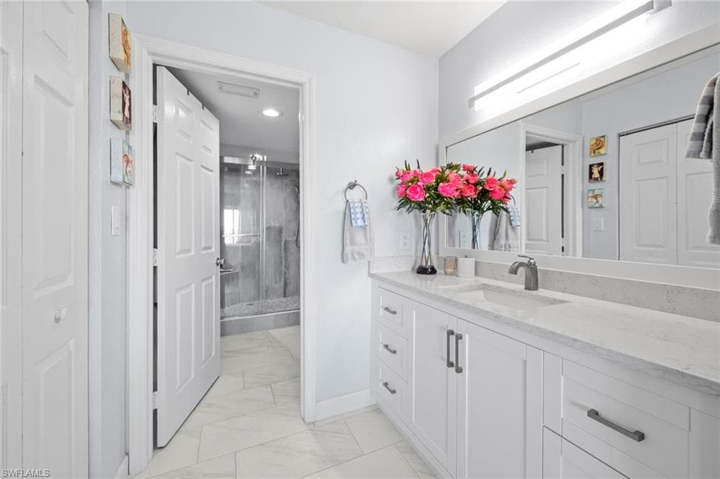 15171 Cedarwood Ln 3502, Naples, FL 34110-19