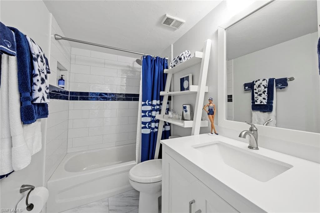 15171 Cedarwood Ln 3502, Naples, FL 34110-23
