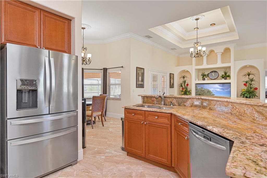 2210 10th Ter, Cape Coral, FL 33993-11
