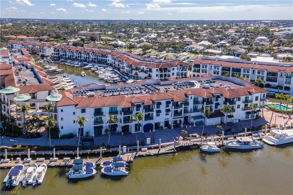 1490 5th Ave S 200b, Naples, FL 34102-21