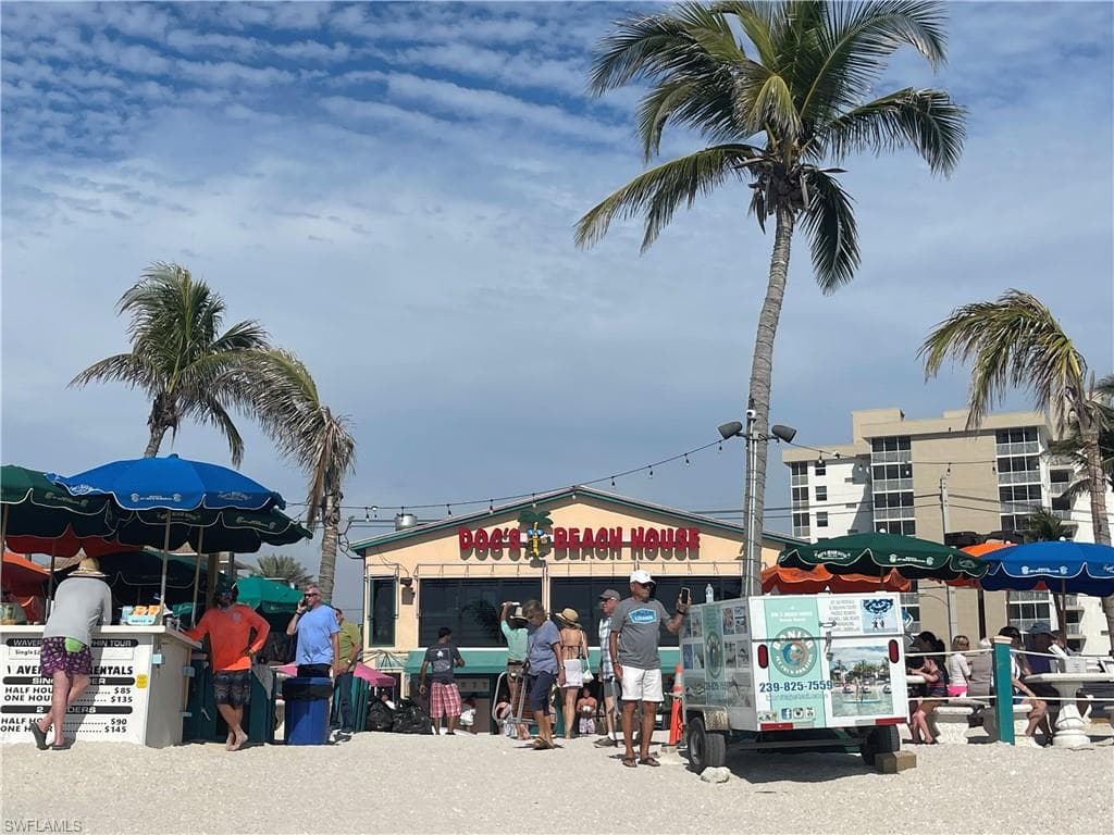 27777 Quinn St W, Bonita Springs, FL 34135-25