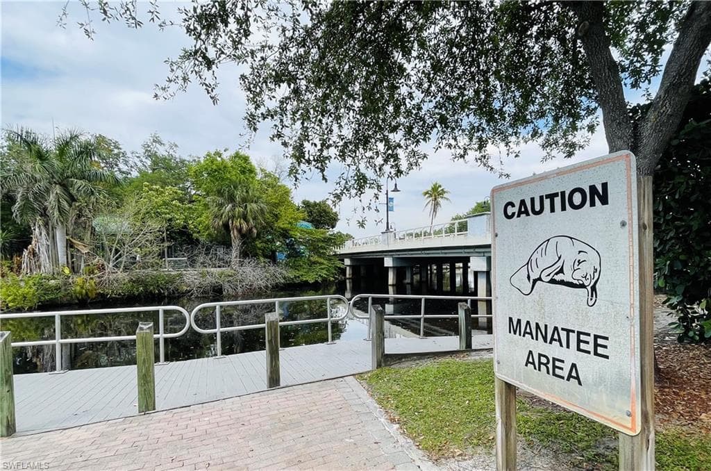 27777 Quinn St W, Bonita Springs, FL 34135-36