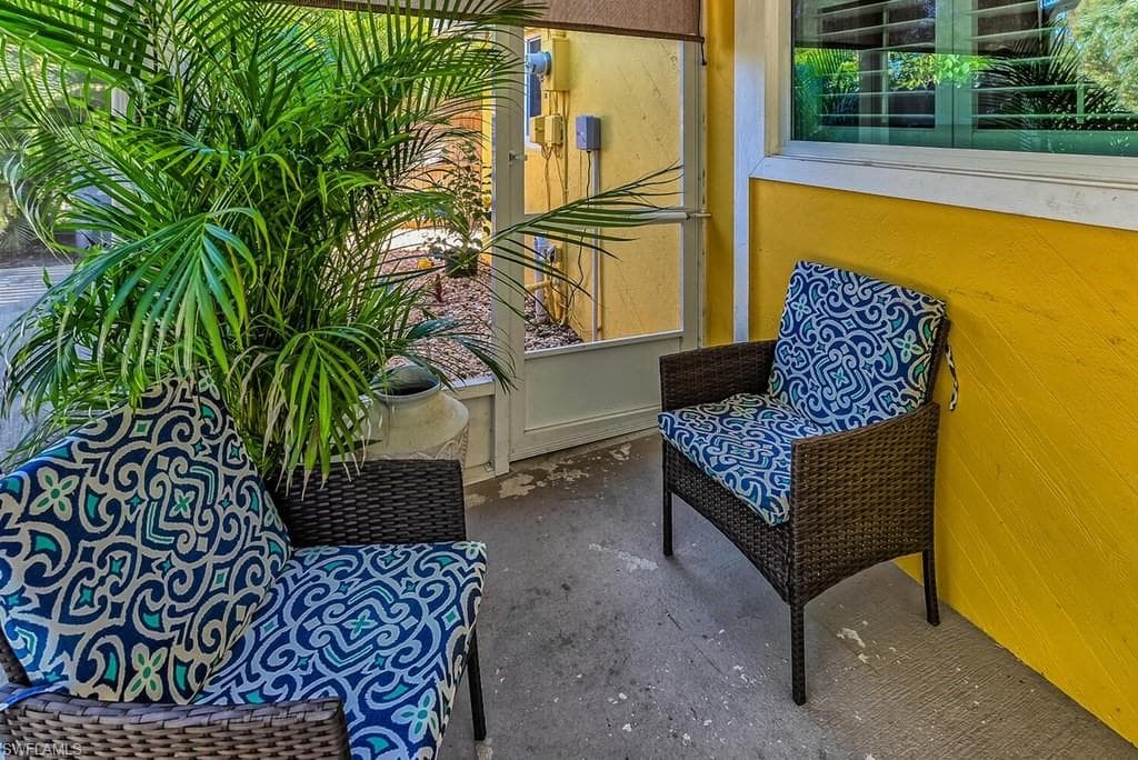 27777 Quinn St W, Bonita Springs, FL 34135-2