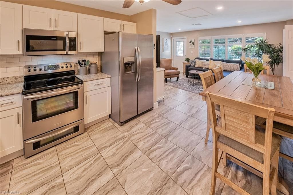 27777 Quinn St W, Bonita Springs, FL 34135-6