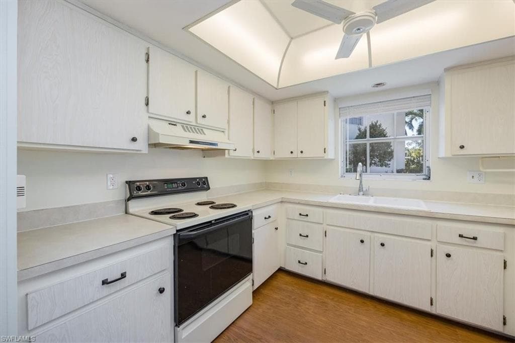 315 Saint Andrews Blvd D5, Naples, FL 34113-12