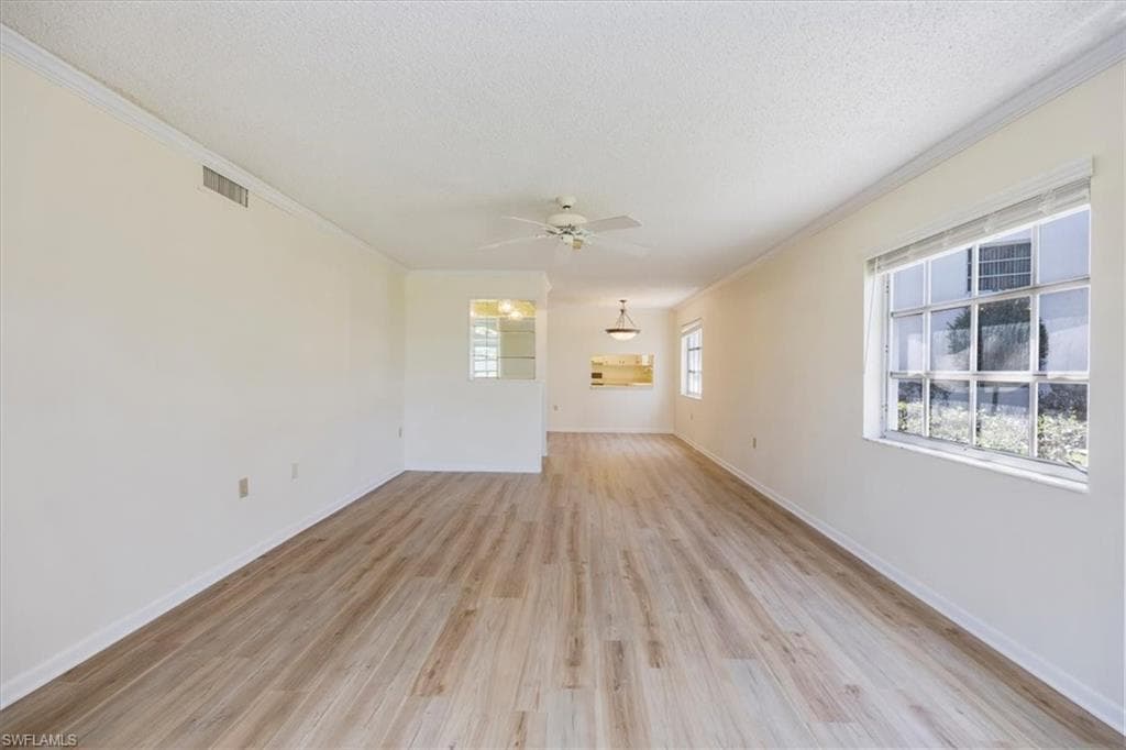 315 Saint Andrews Blvd D5, Naples, FL 34113-5