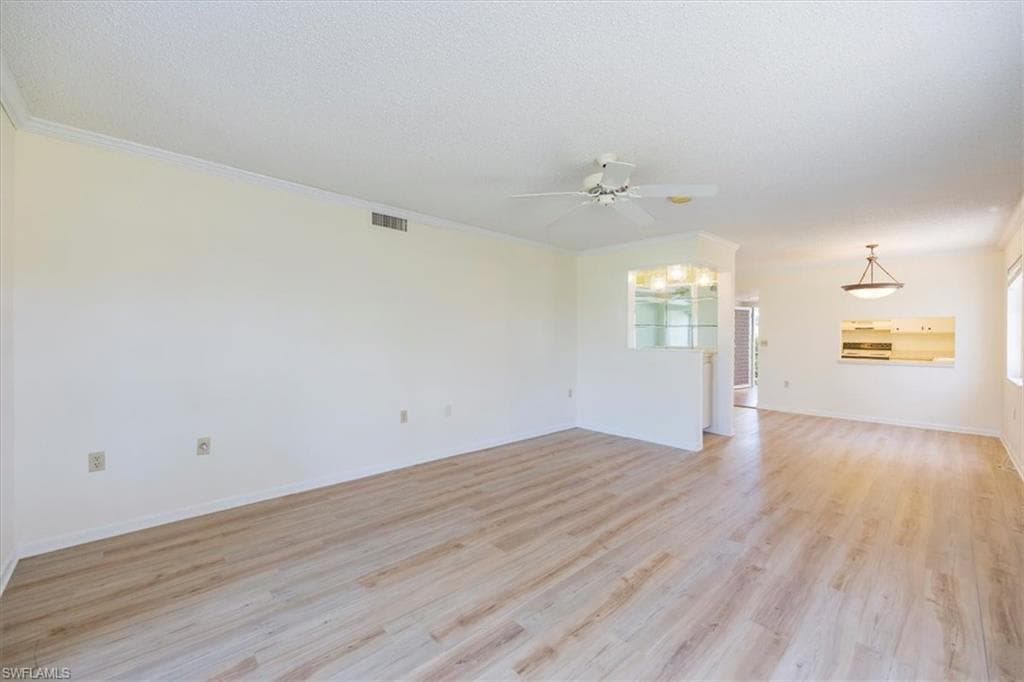 315 Saint Andrews Blvd D5, Naples, FL 34113-6