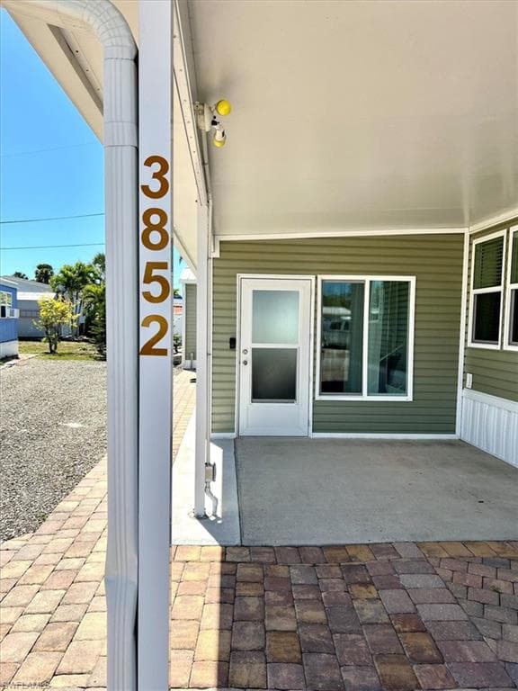 3852 Cardinal Cir, Bonita Springs, FL 34134-4