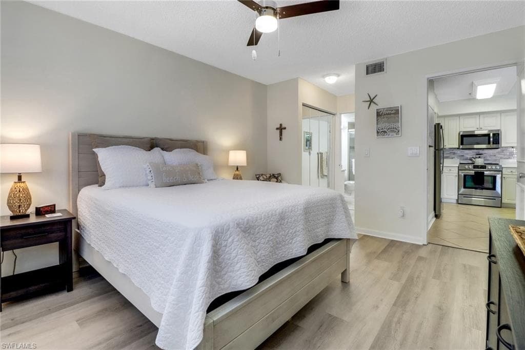 1270 Wildwood Lakes Blvd 306, Naples, FL 34104-21
