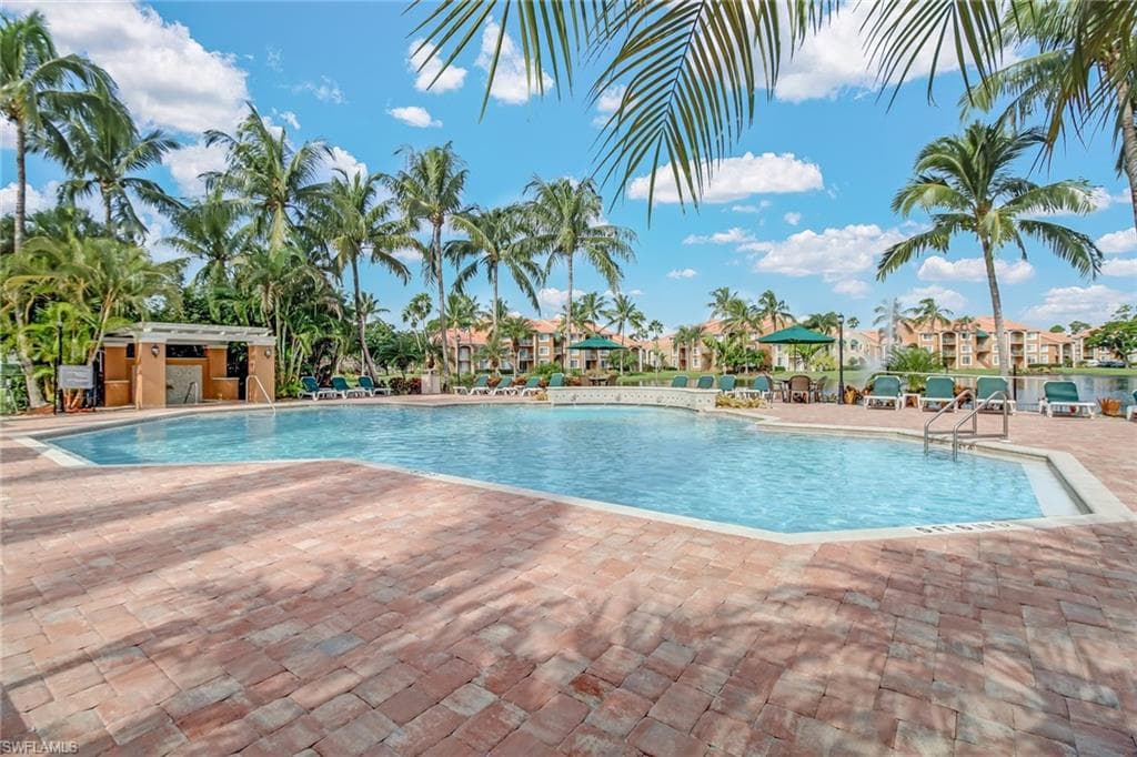 1270 Wildwood Lakes Blvd 306, Naples, FL 34104-35