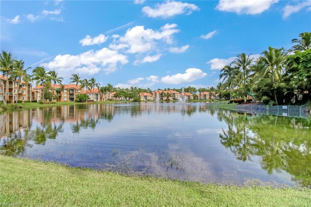 1270 Wildwood Lakes Blvd 306, Naples, FL 34104-46