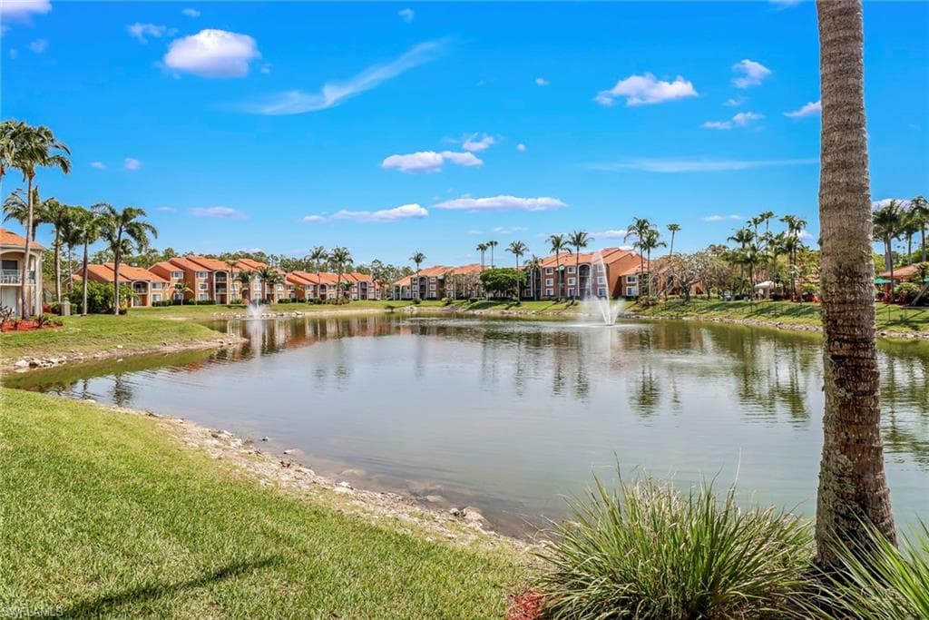 1270 Wildwood Lakes Blvd 306, Naples, FL 34104-47