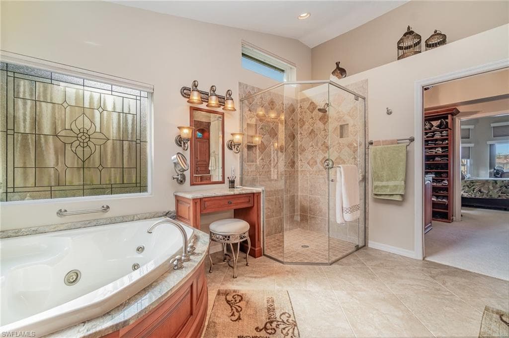 8335 Tuliptree Pl, Naples, FL 34113-23