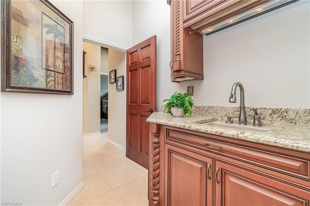 8335 Tuliptree Pl, Naples, FL 34113-26