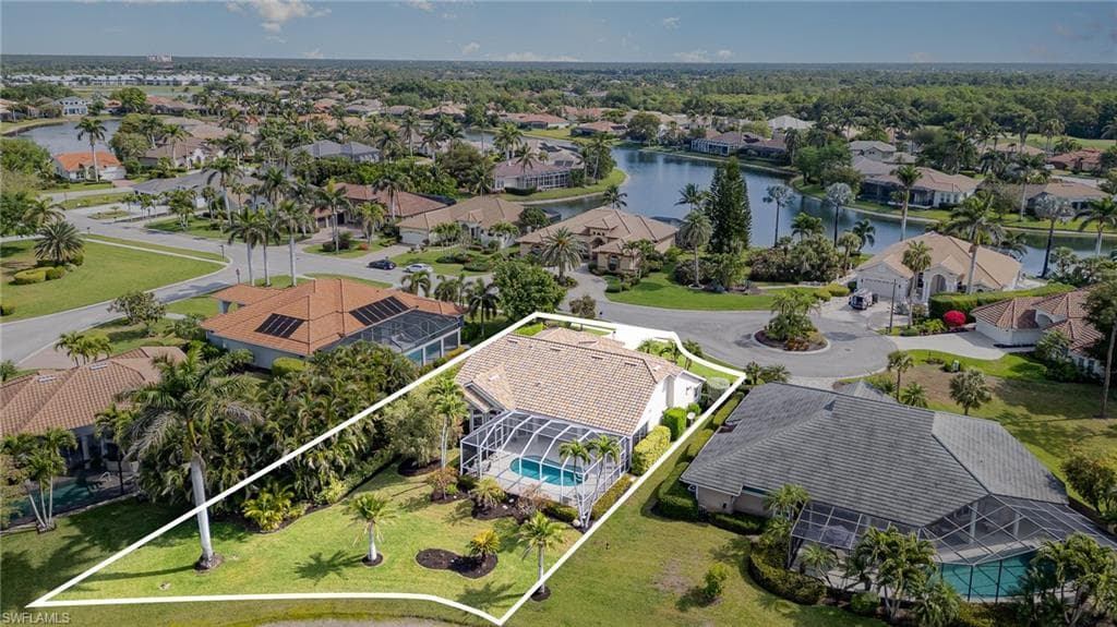 8335 Tuliptree Pl, Naples, FL 34113-5