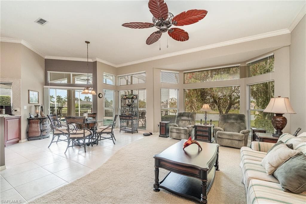 8335 Tuliptree Pl, Naples, FL 34113-8