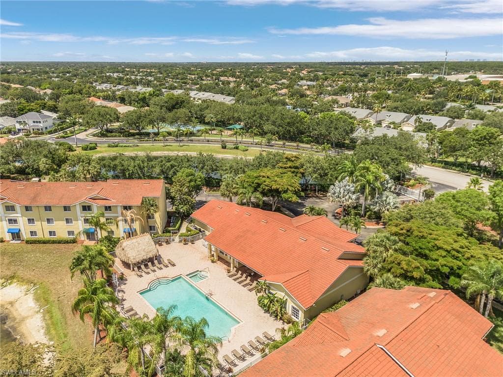 8284 Key Royal Cir 1332, Naples, FL 34119-33