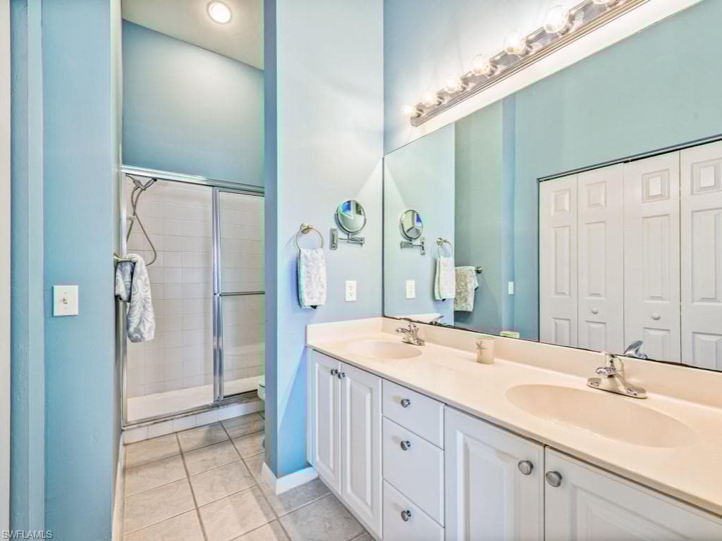 4970 Deerfield Way F202, Naples, FL 34110-16