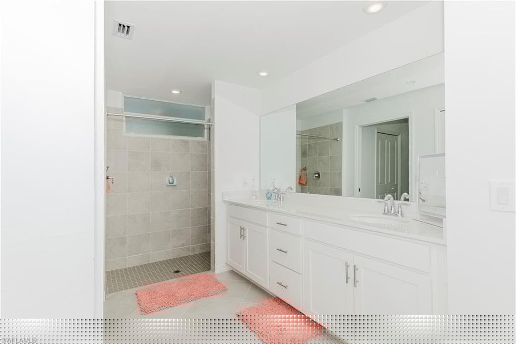 5467 Double Eagle Cir 3216, Ave Maria, FL 34142-22