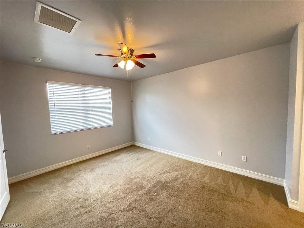 7818 Bristol Cir, Naples, FL 34120-9