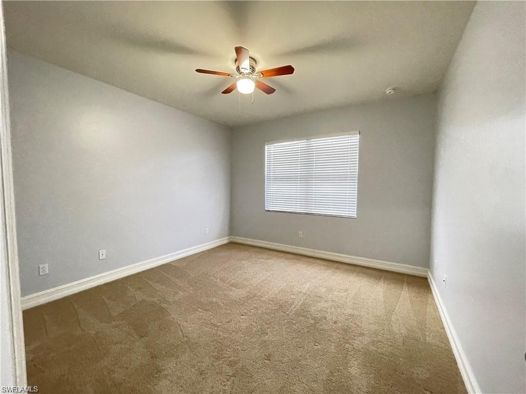 7818 Bristol Cir, Naples, FL 34120-15