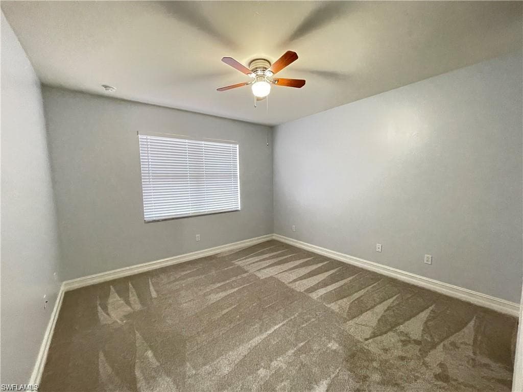 7818 Bristol Cir, Naples, FL 34120-17