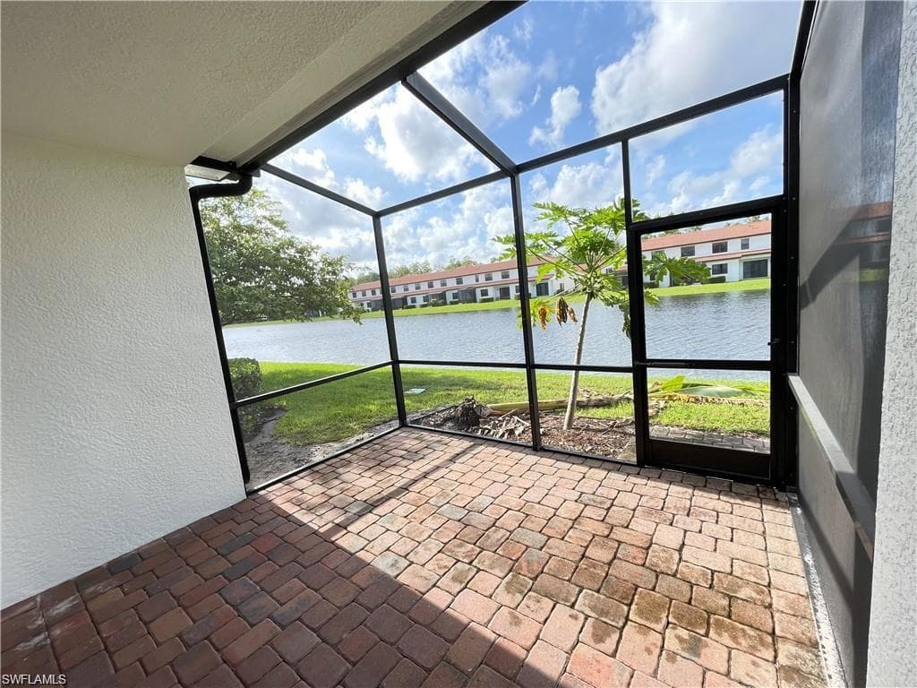 7818 Bristol Cir, Naples, FL 34120-21