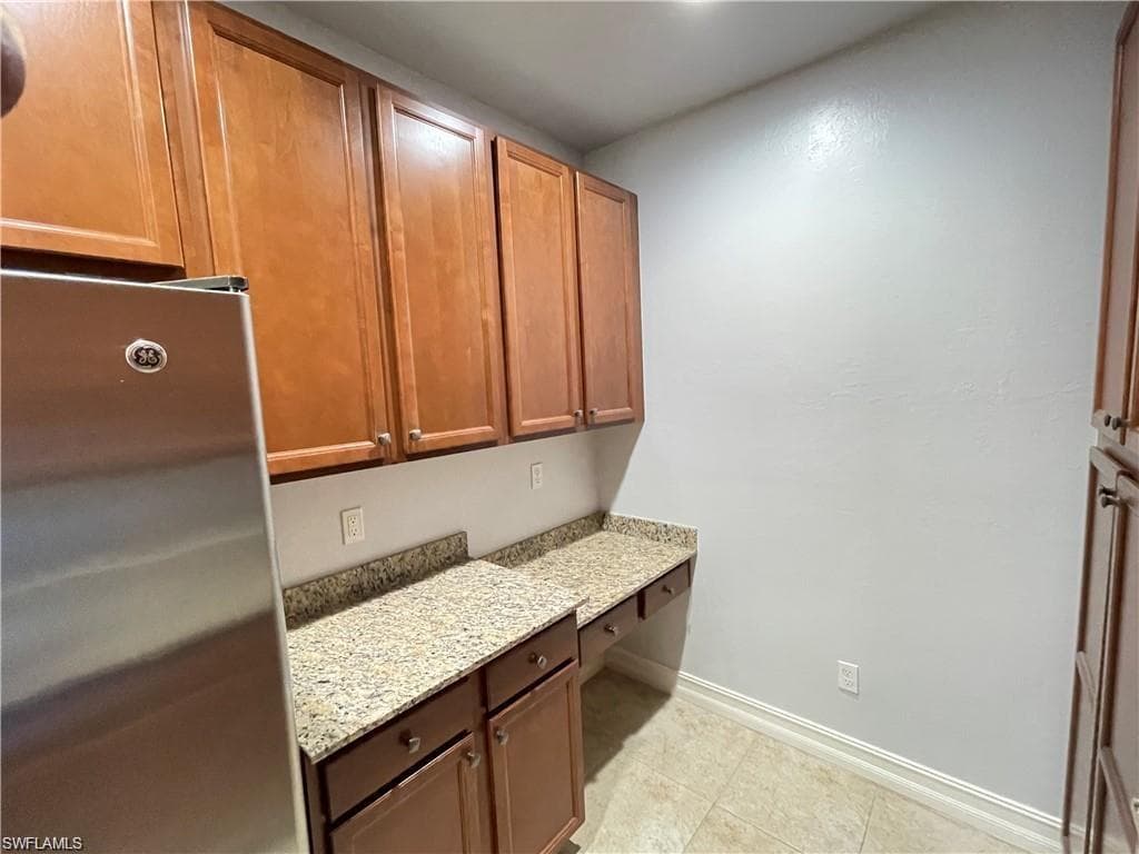 7818 Bristol Cir, Naples, FL 34120-5