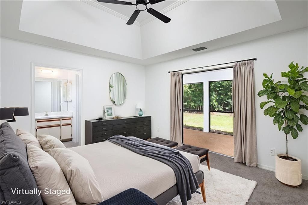 5671 Green Blvd, Naples, FL 34116-21