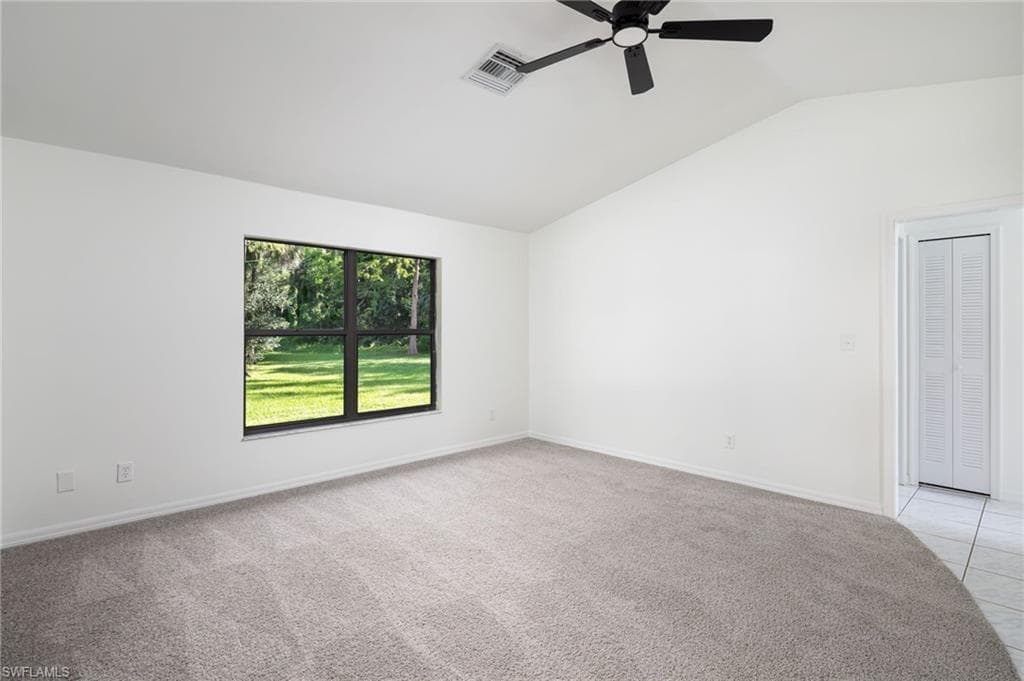 5671 Green Blvd, Naples, FL 34116-8