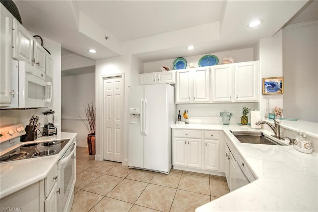 8385 Whisper Trace Ln N-104, Naples, FL 34114-10