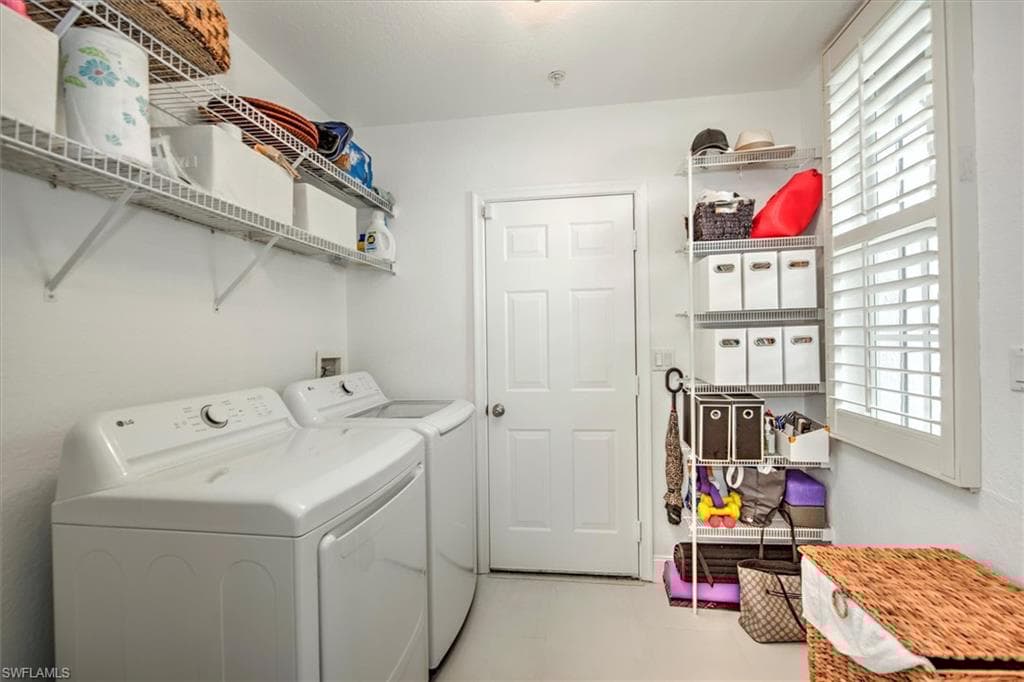 8385 Whisper Trace Ln N-104, Naples, FL 34114-22