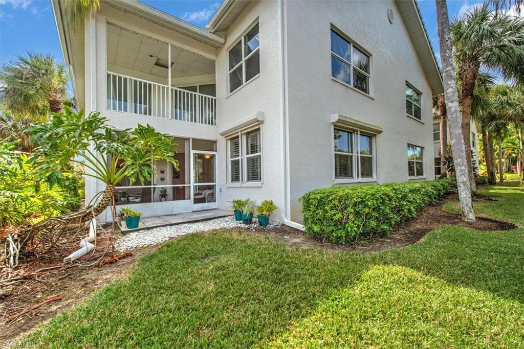 8385 Whisper Trace Ln N-104, Naples, FL 34114-30
