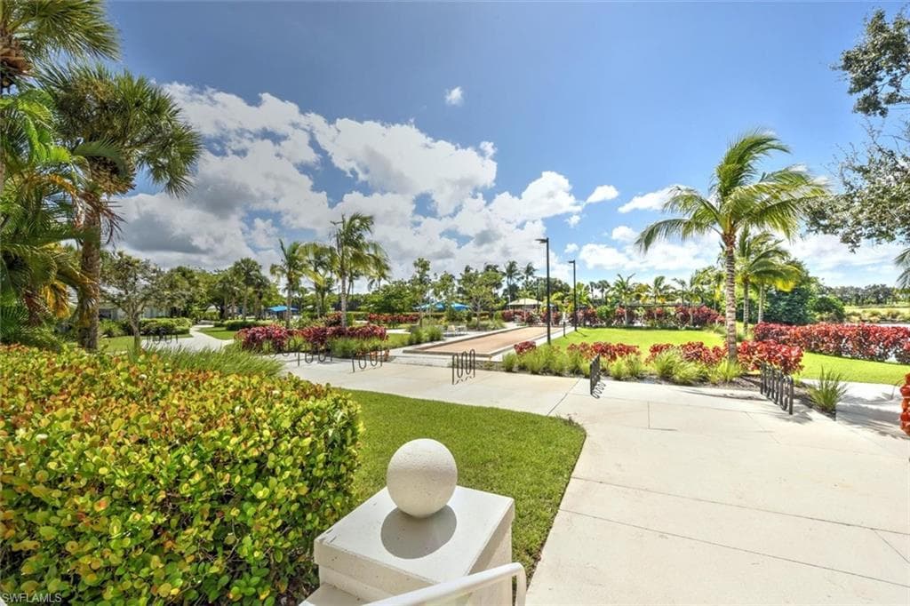 8385 Whisper Trace Ln N-104, Naples, FL 34114-36