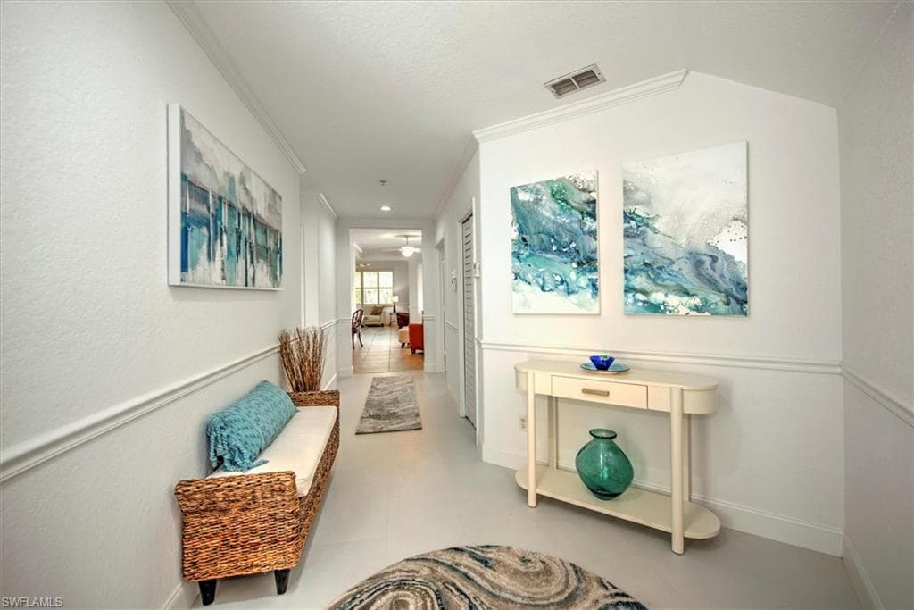 8385 Whisper Trace Ln N-104, Naples, FL 34114-6