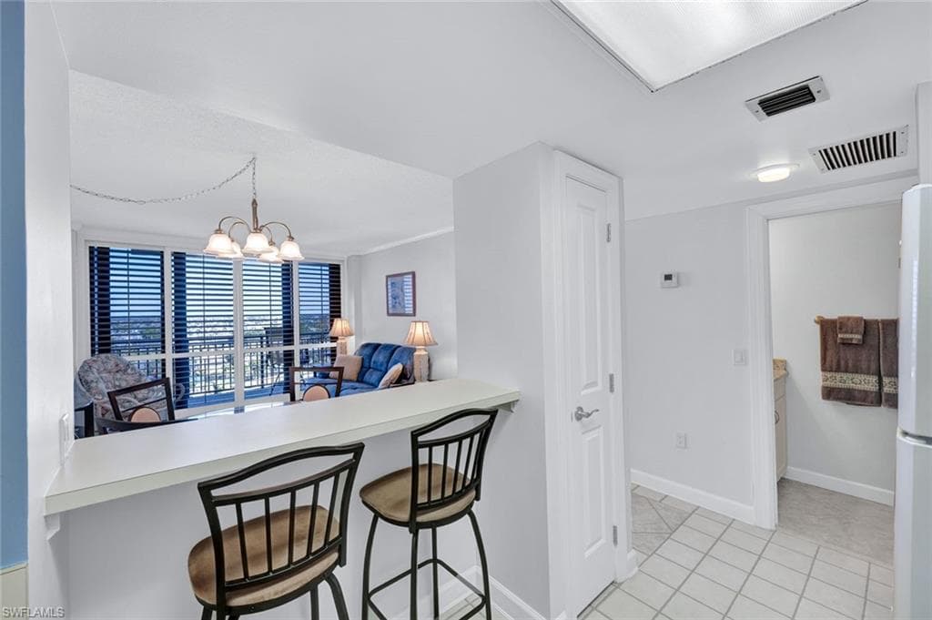 180 Seaview Ct 1002, Marco Island, FL 34145-10