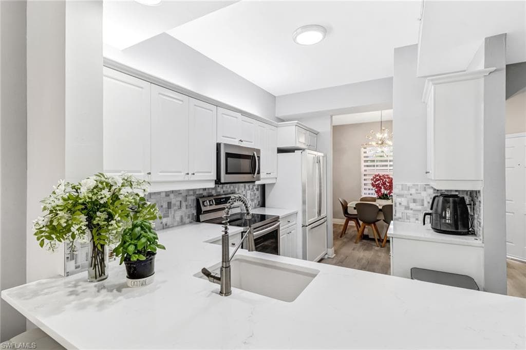 410 Bayfront Pl 2205, Naples, FL 34102-9