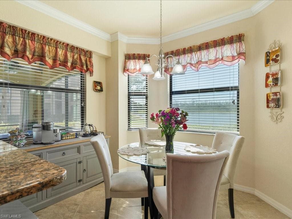 9731 Acqua Ct 512, Naples, FL 34113-9