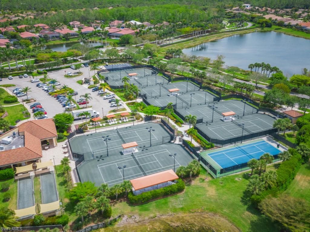 9731 Acqua Ct 512, Naples, FL 34113-18