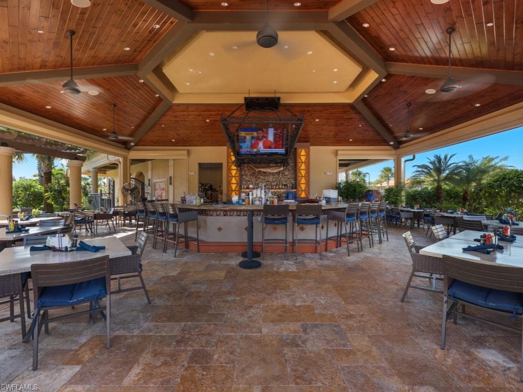 9731 Acqua Ct 512, Naples, FL 34113-19