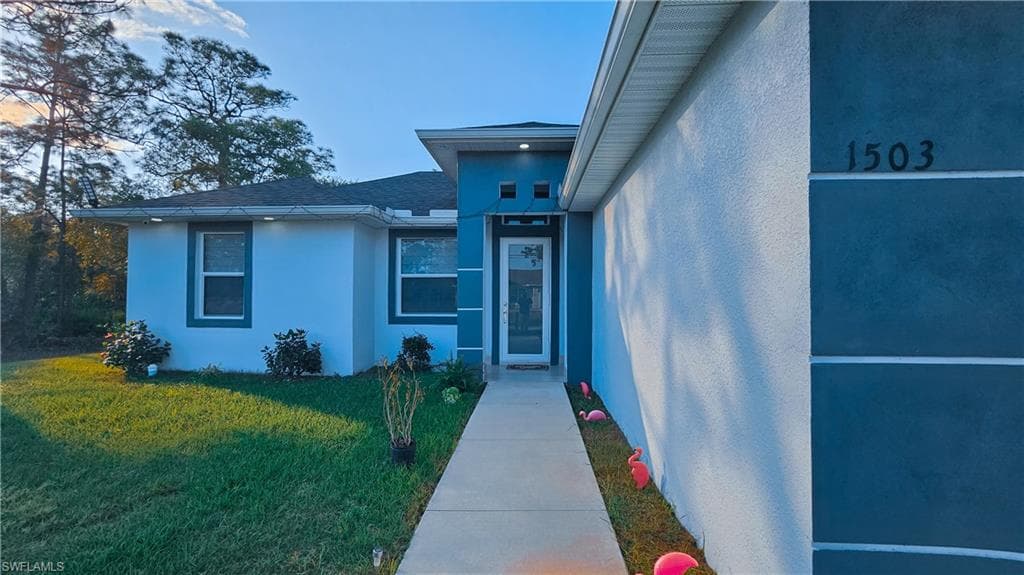 1503 17th St, Lehigh Acres, FL 33972-5
