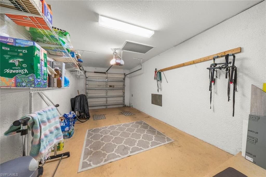 973 Hingham Way T202, Naples, FL 34104-21