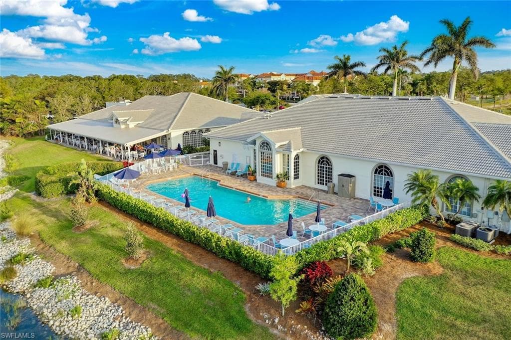 973 Hingham Way T202, Naples, FL 34104-38