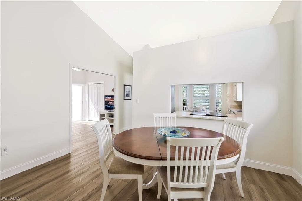 15350 Wimborne Ln 2, Naples, FL 34110-10