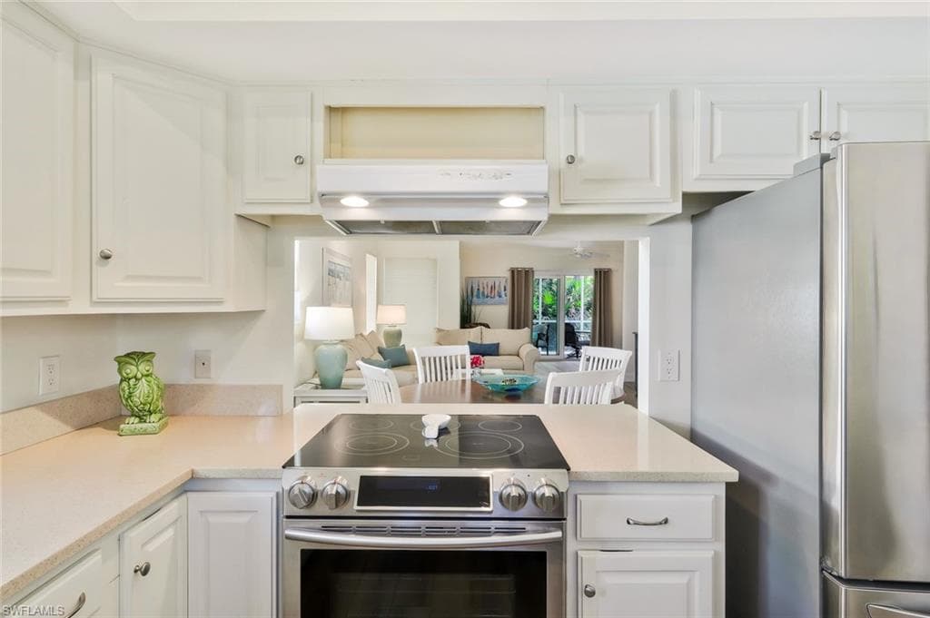 15350 Wimborne Ln 2, Naples, FL 34110-12