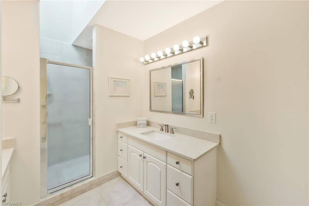 15350 Wimborne Ln 2, Naples, FL 34110-22