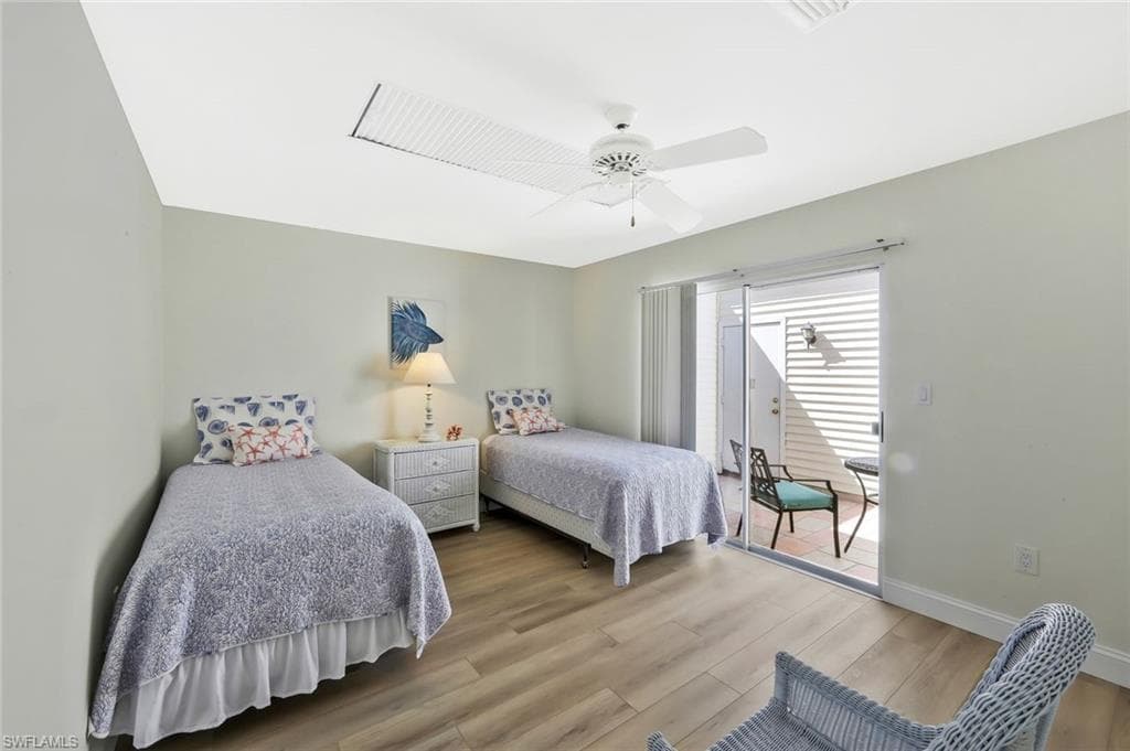15350 Wimborne Ln 2, Naples, FL 34110-26