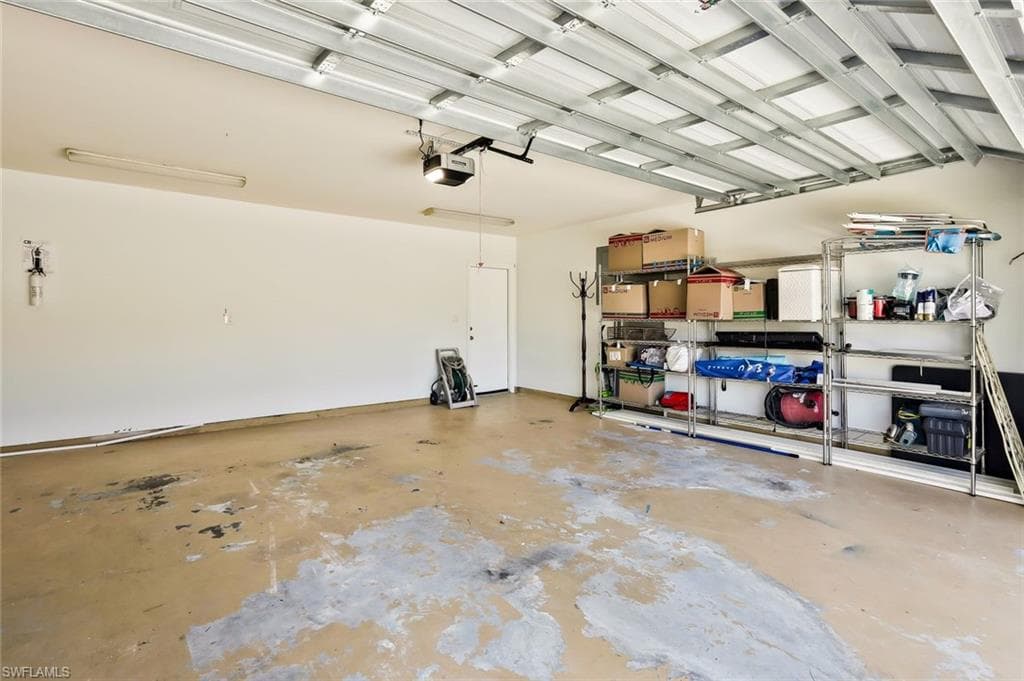 15350 Wimborne Ln 2, Naples, FL 34110-28
