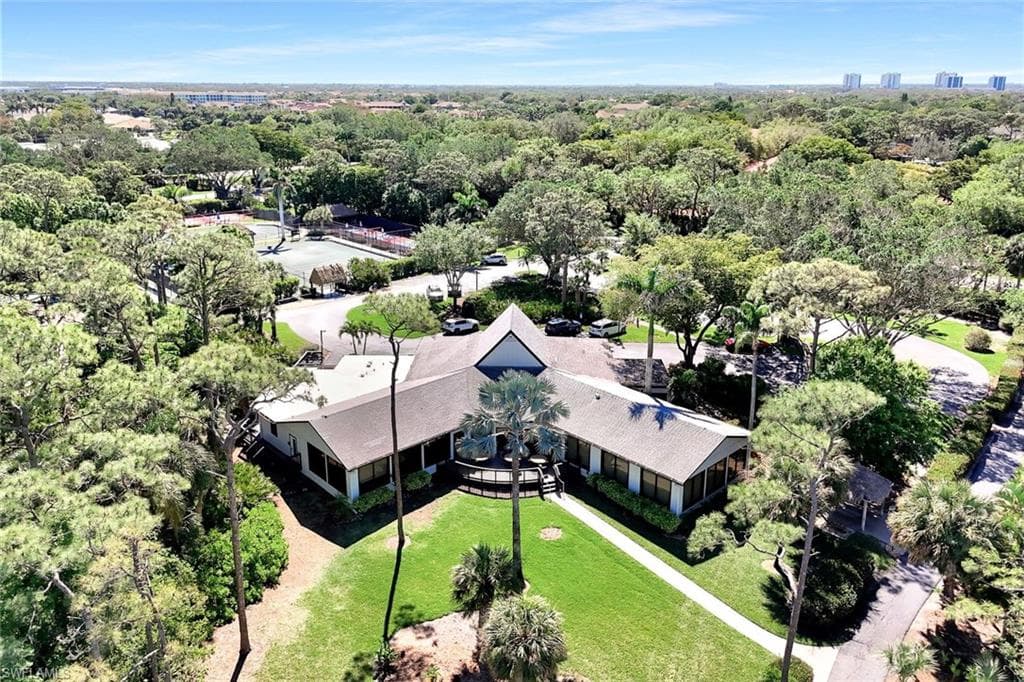 15350 Wimborne Ln 2, Naples, FL 34110-41